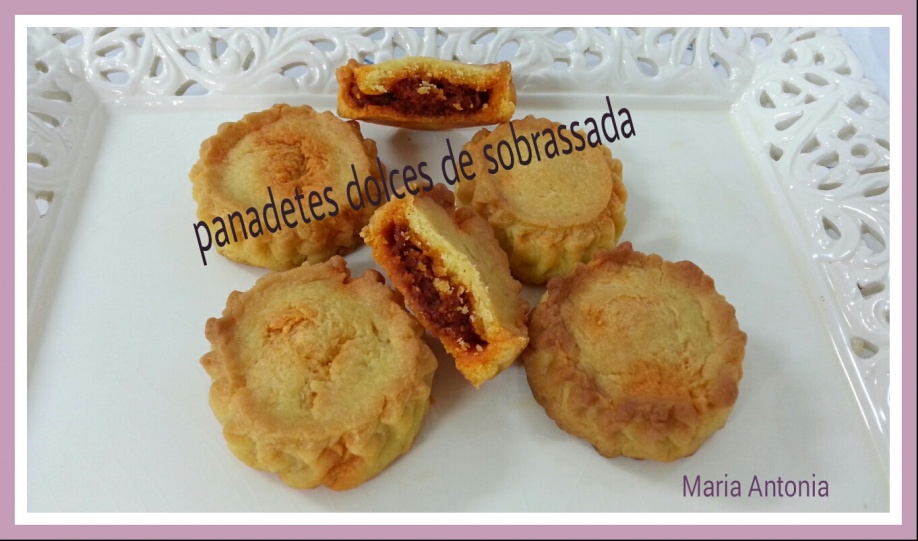 Panadetes dolces de sobrassada