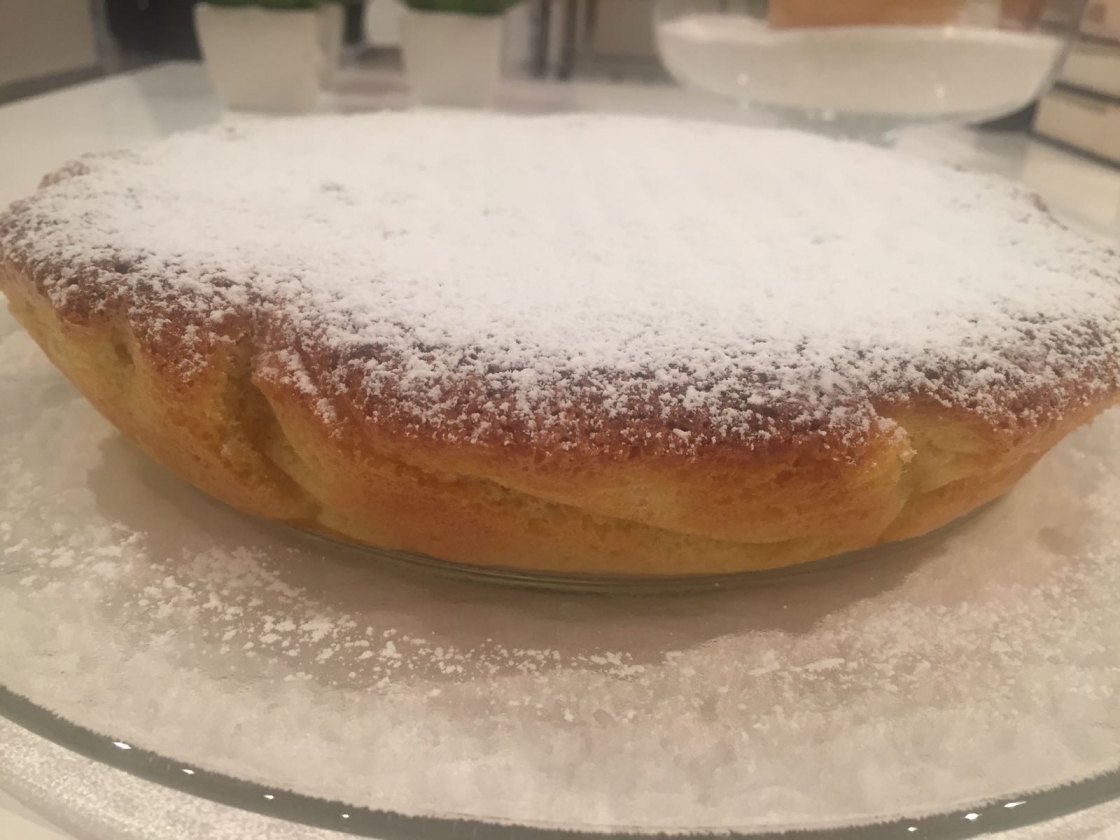 Bizcocho de almendra (tortada de almendras)