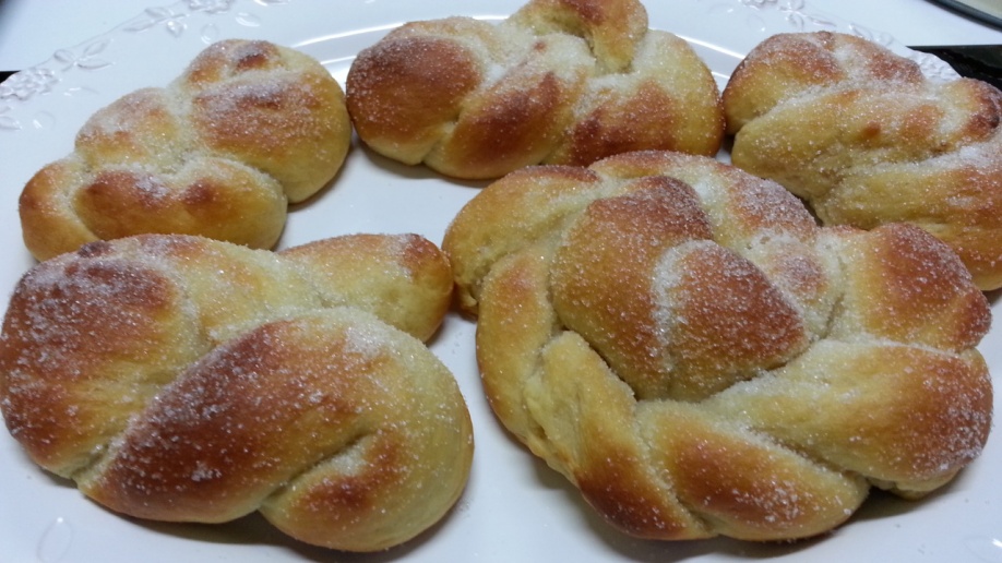 ENROLLADOS AZUCARADOS