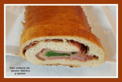 pan relleno de jamón y queso