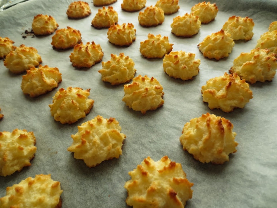 Coquitos con crema pastelera