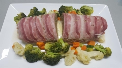 Pan de carne al vapor con salsa de champiñones