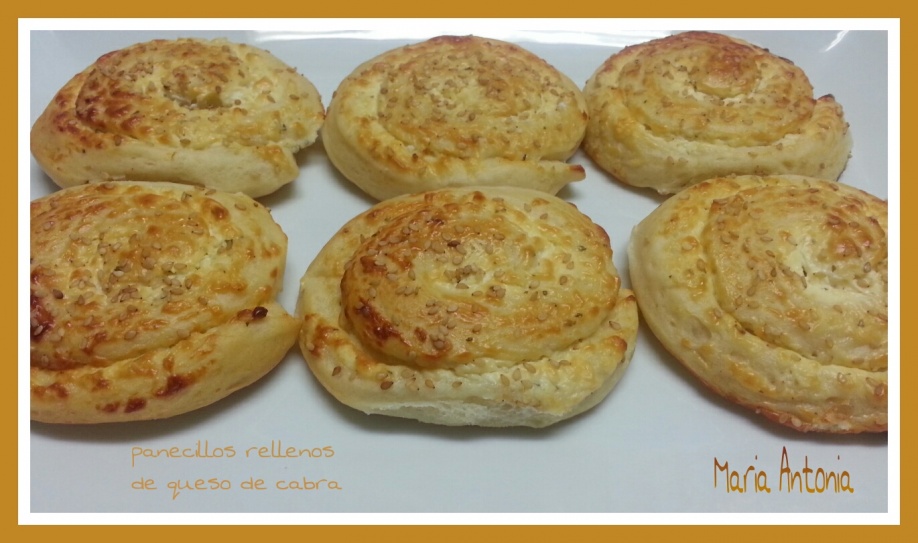 Panecillos con queso de cabra