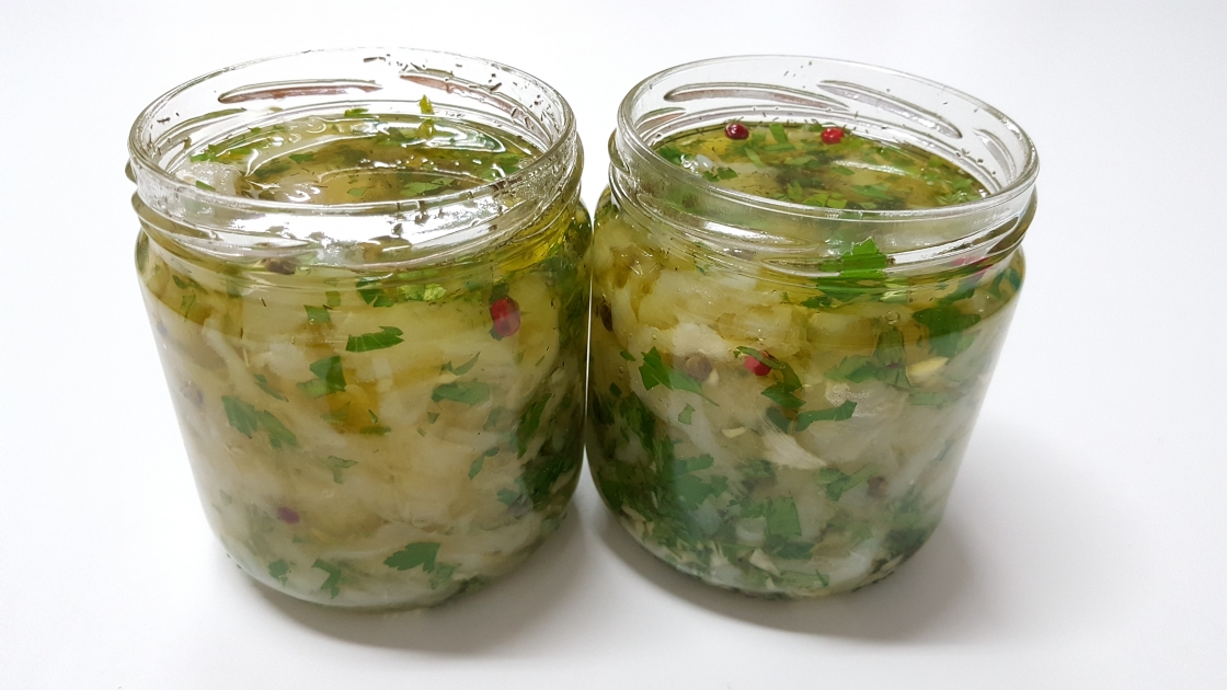 Bacalao en conserva de aceite y perejil