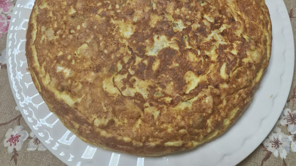 Tortilla de bacalao y verduras