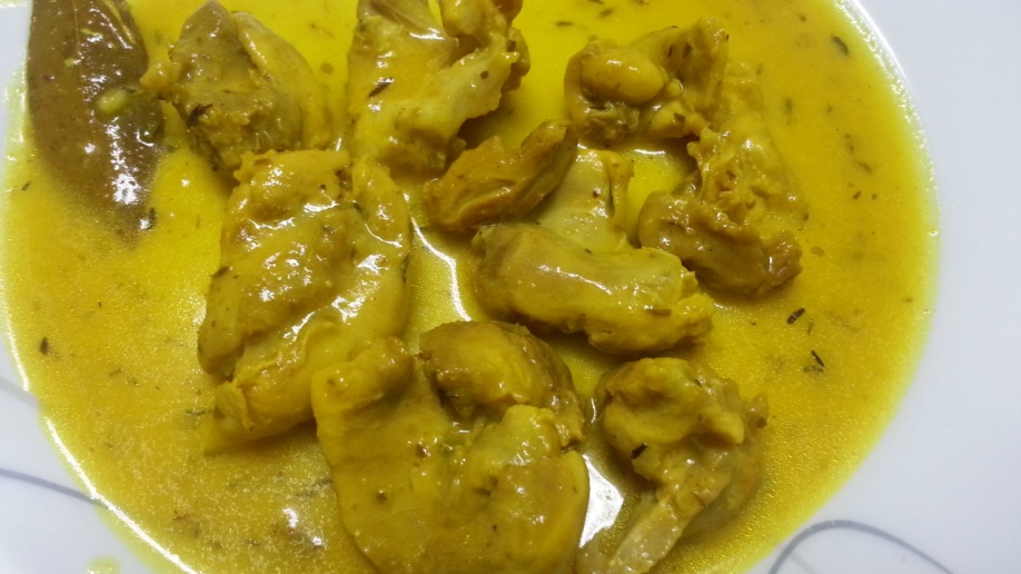 POLLO A LAS HIERBAS y ensalada campera 2 platos a la vez