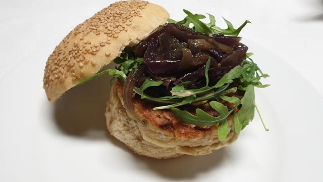 Hamburguesa de salmon