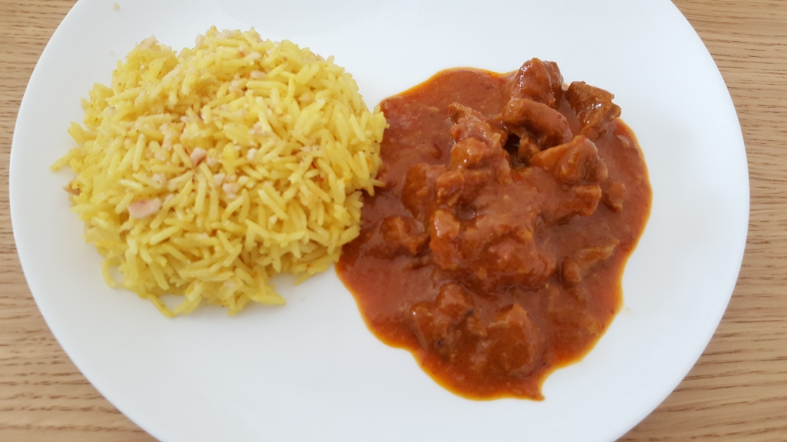 Estofado de cordero o pavo con leche de coco