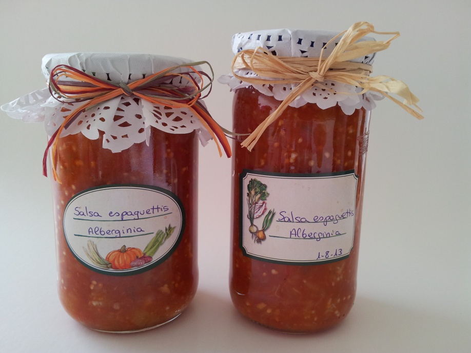 Salsa d&#039;alberginia per espaguettis