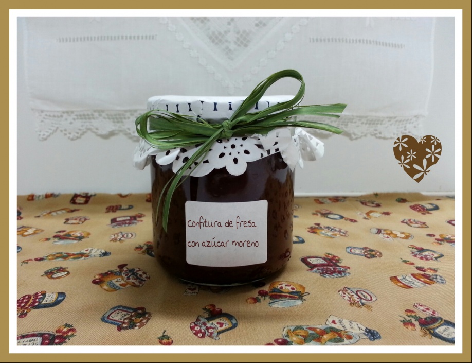 Confitura de maduixa amb sucre moreno