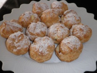 BUNYOLS DE VENT , BUÑUELOS DE CREMA  PASTA CHOUX
