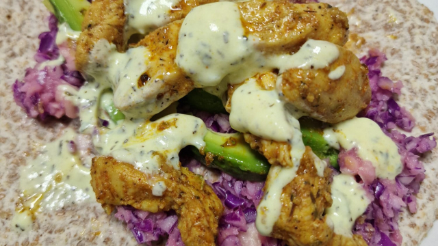 Tacos o fajitas de pollo adobado